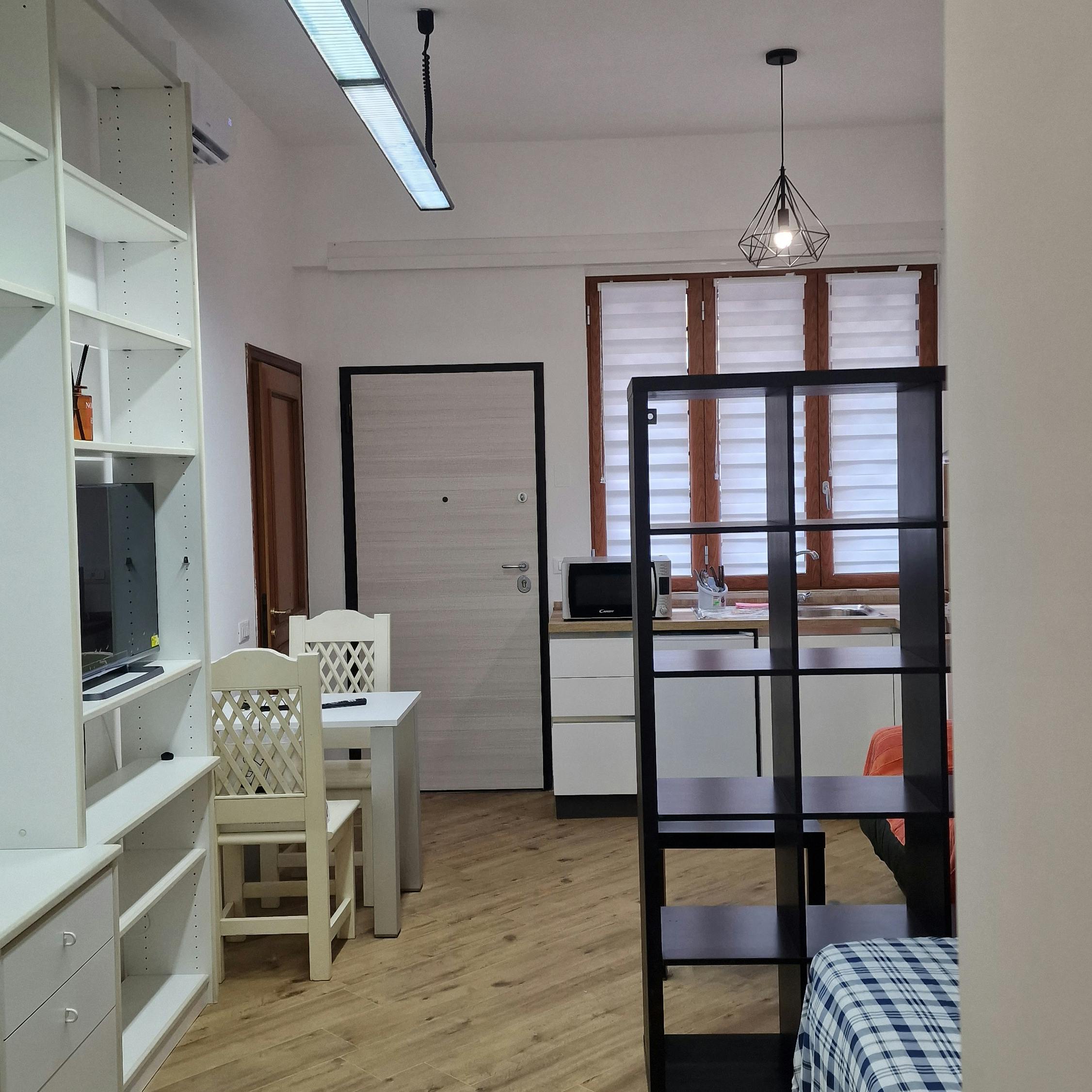 ConfirmedStudio in Via Francesco de Pine