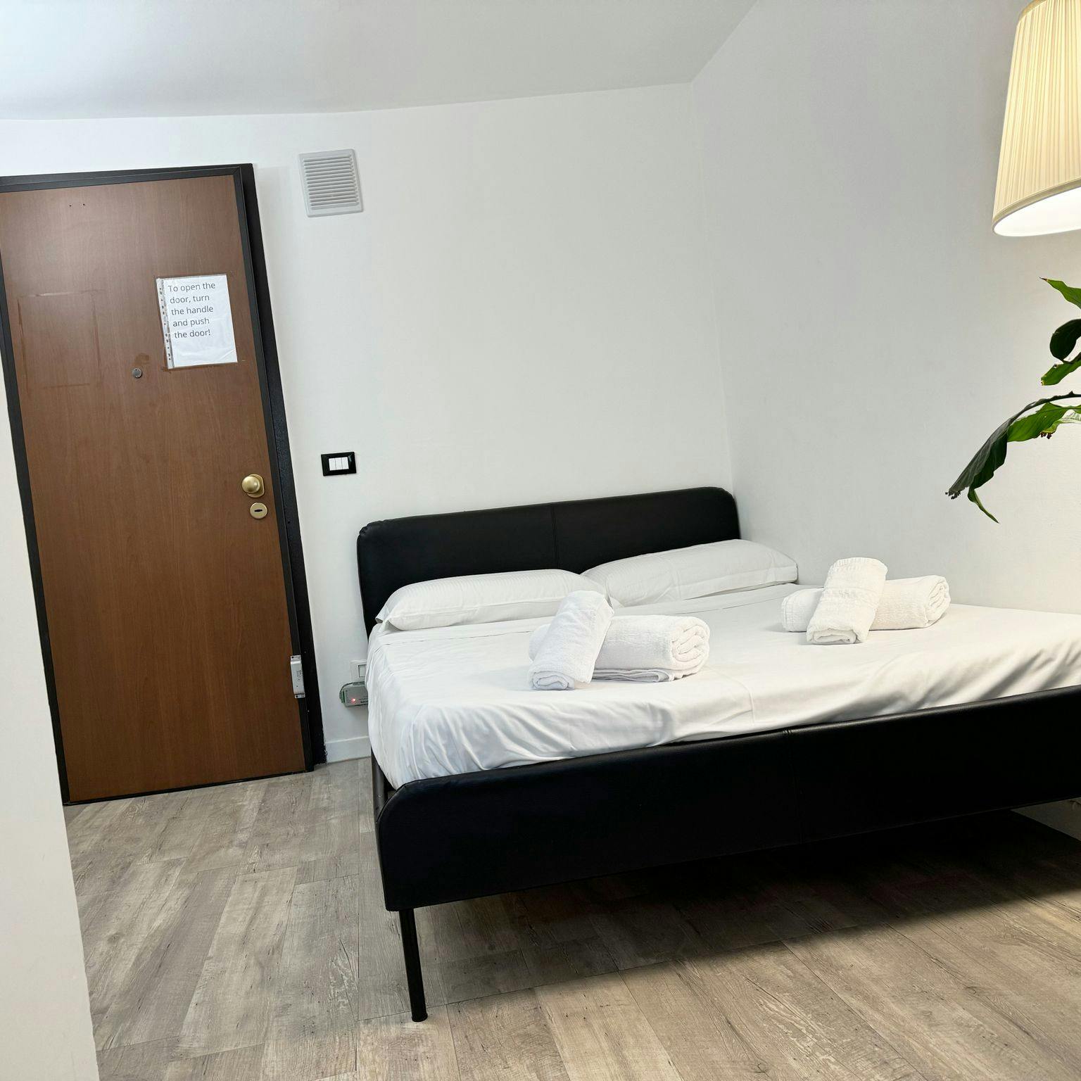 Flexible cancellationStudio in Via Nicol