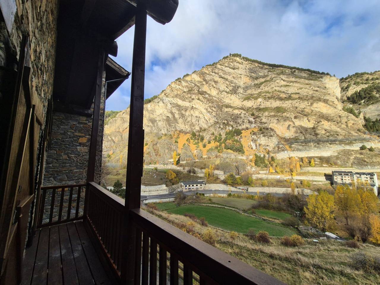 Casa/Xalet adossat De lloguer canillo  a Canillo6.000 €